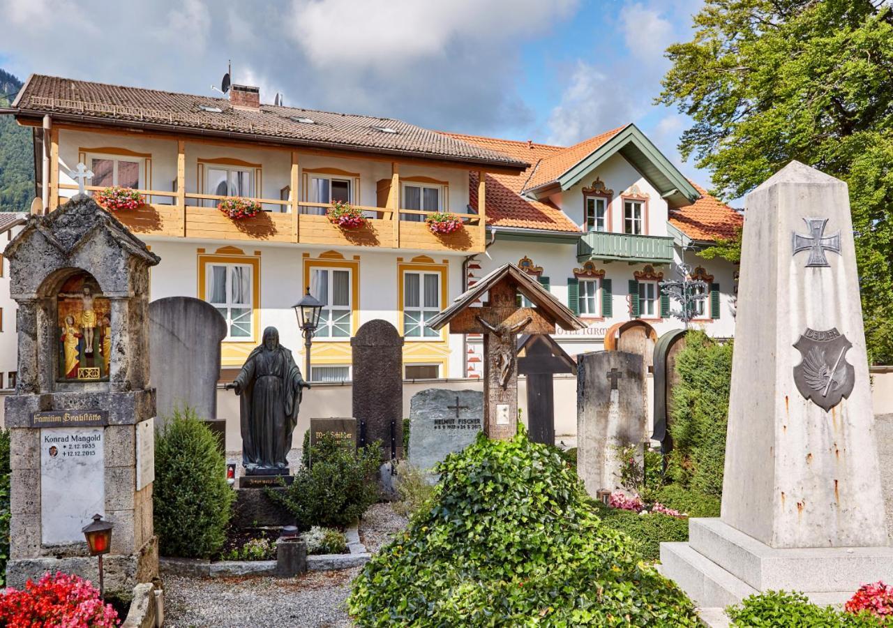 Zum Turm - Apartments Und Gaestezimmer Oberammergau Exterior photo